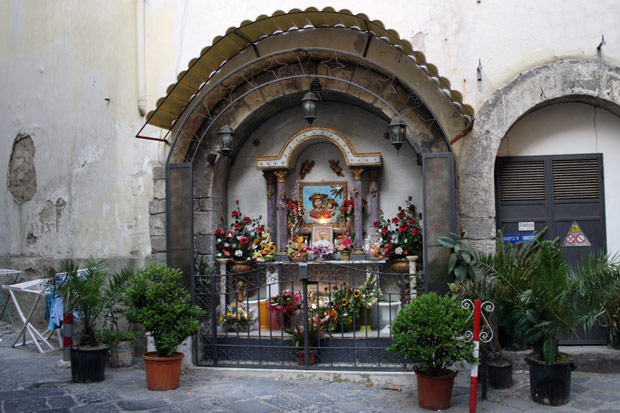 Street altar in Naples