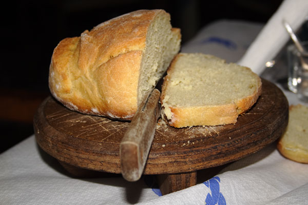 Friskbagt brød på George's Restaurant