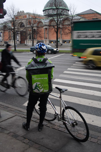 Gr&oslash;nt cykelbud i K&oslash;benhavn