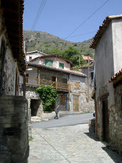 Lazanias p&aring; Cypern