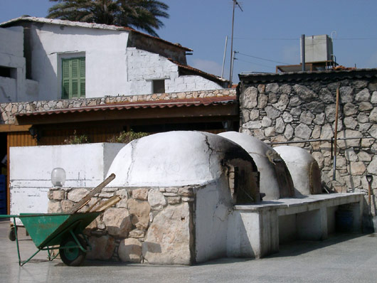 Klefticoovne ved restaurant Militzis.