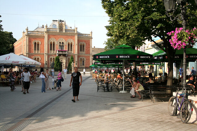 G&aring;gade i Novi Sad