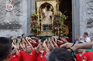 Helgenprocession p&aring; Sicilien