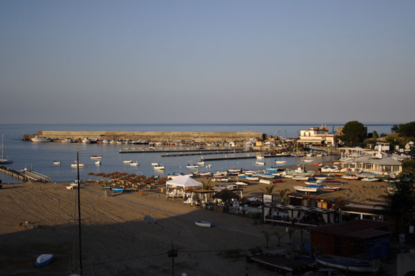 Udsigt over havnen i Giardini Naxos