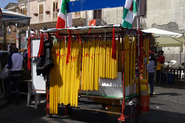Vokslys i Trecastagni, Sicilien
