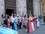 Bryllupsselskab i Siena