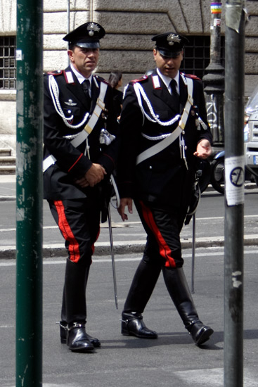 Paradeuniformer