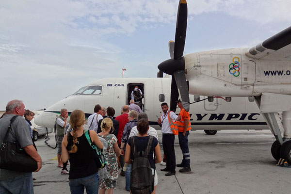 Flyet fra Athen til Leros