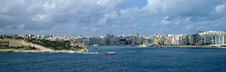 Sliema set fra f&aelig;rgelejet i Valletta