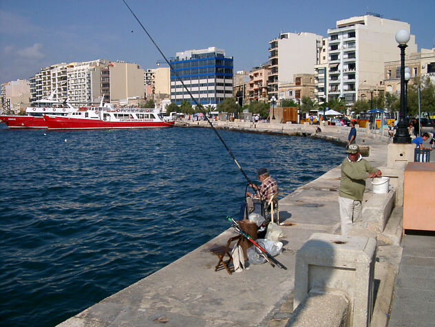 Fra havnen i Sliema