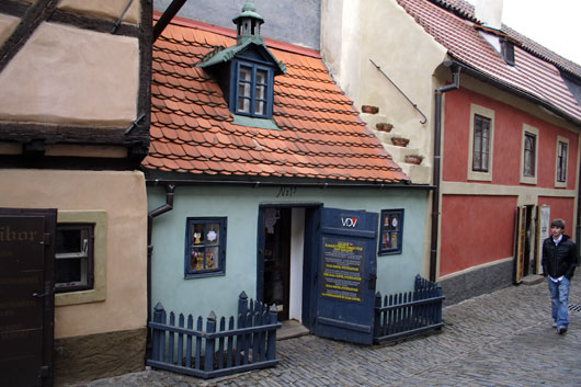 Mini house in Golden Lane