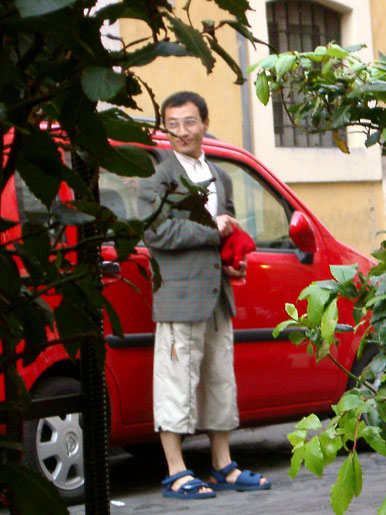 Japaner synger serenader