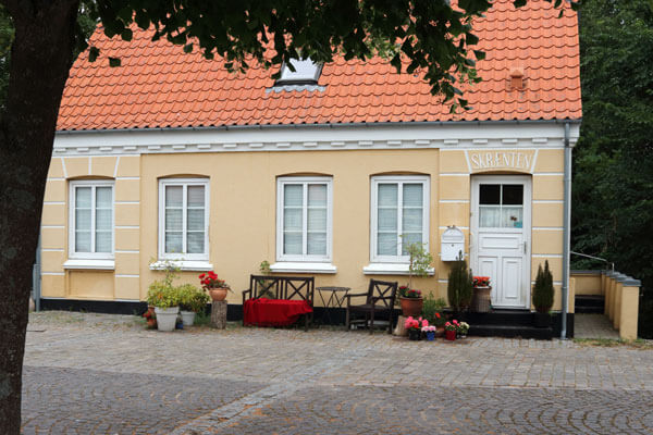 Hus n�r �en i S�by