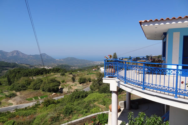 Udsigt fra Platanos p&aring; Samos