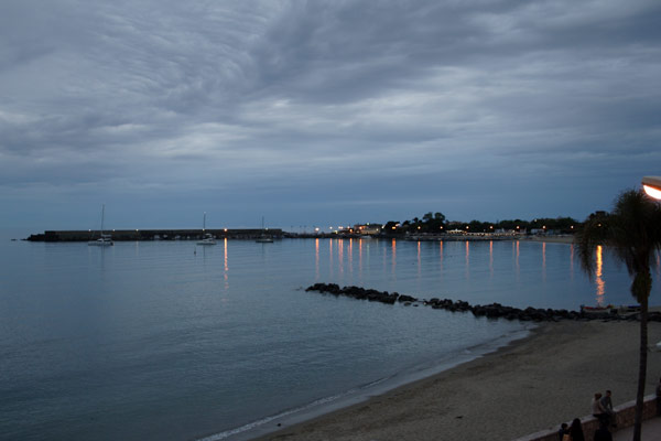 Aftenlys i bugten med Giardini Naxos