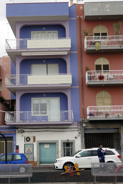 Farveglade huse Sicilien