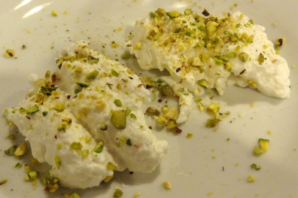 Ricotta med pistaciedrys