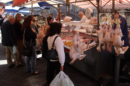 Slagterbod p&aring; Catanias marked
