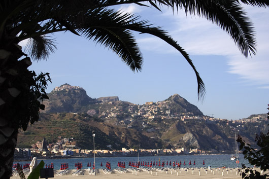 Stranden ved Giardini Naxos