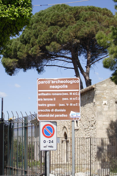 Indgang til Siracusas ark&aelig;ologiske park
