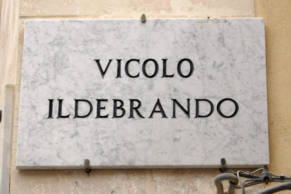 Vicolo Ildebrando - skilt med gadenavn