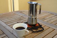 Morgenkaffe p&aring; tagterrassen