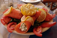 R&oslash;get laks med ricotta