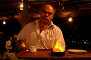 Nikos flamberer ost
