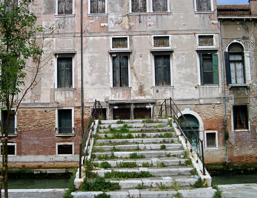 Empty house in Venice.