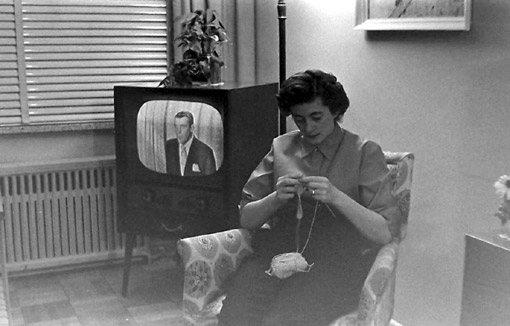Tonny and the TV set, 1953